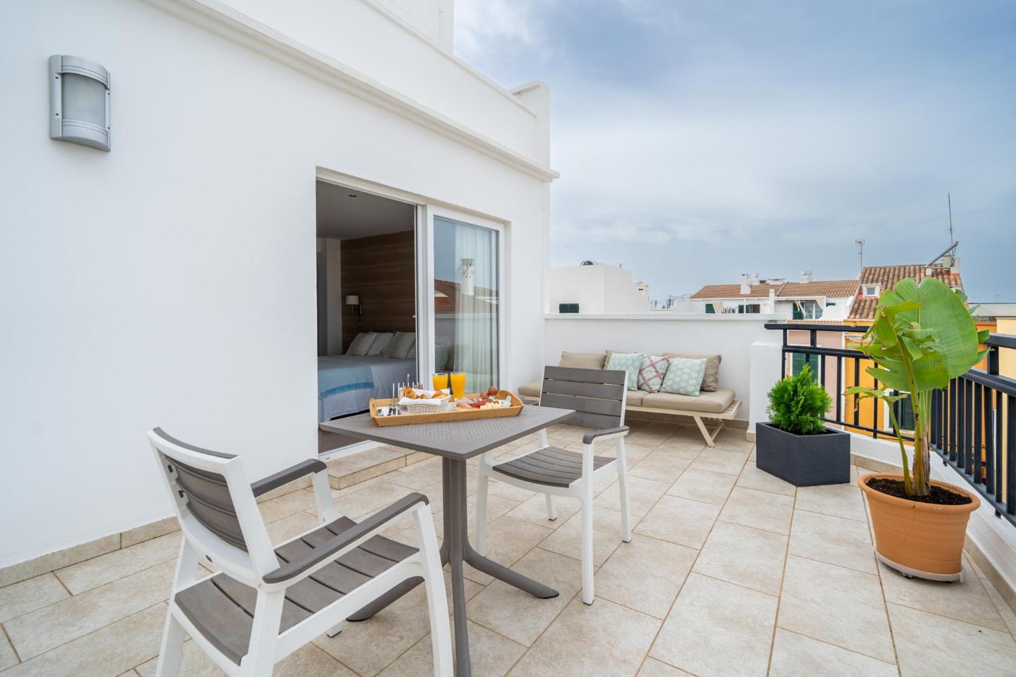 Hostal Menurka Ciutadella  Exterior photo